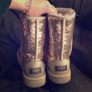 UGG classic short silver sequin boot size 7
